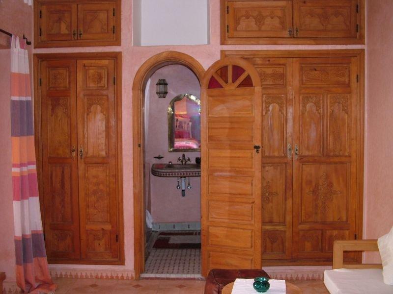 Riad Awinati Location Privatisee ,Piscine Chauffee , Beau Rooftop Маракеш Екстериор снимка