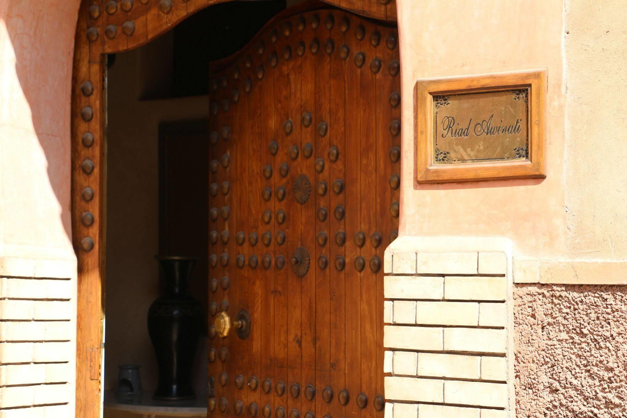 Riad Awinati Location Privatisee ,Piscine Chauffee , Beau Rooftop Маракеш Екстериор снимка